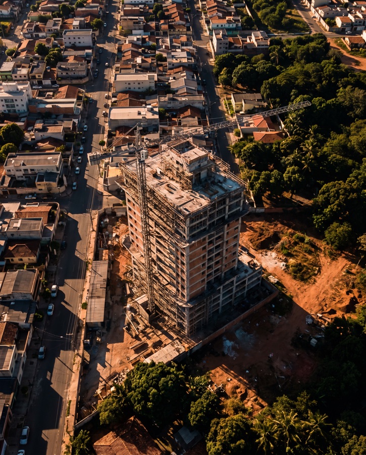 Obra urbana vista de cima